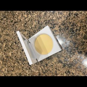 Ofra Banana powder